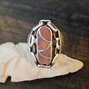 Vintage Zuni Spiny Oyster Inlayed Ring